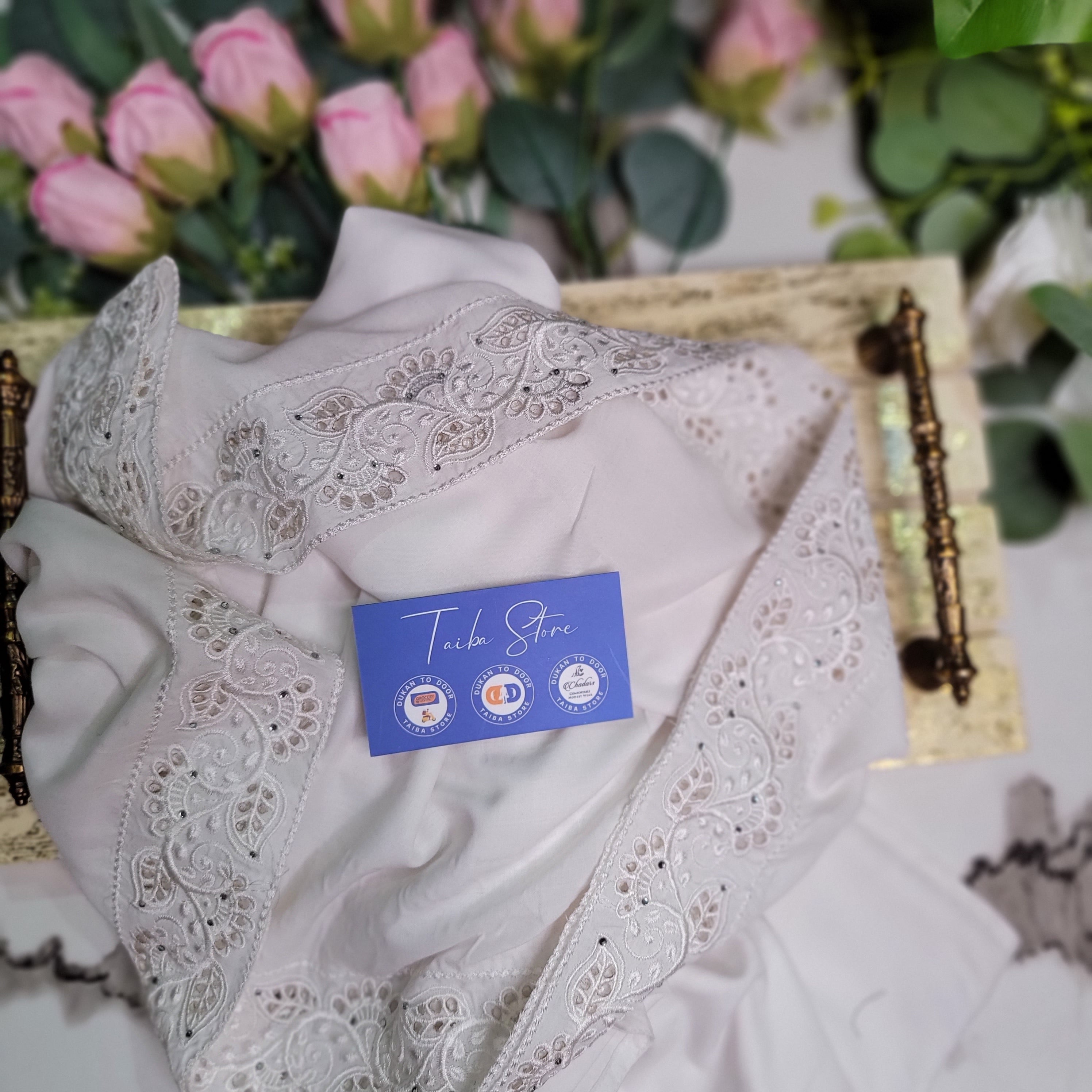 Royal Cutwork Chadar