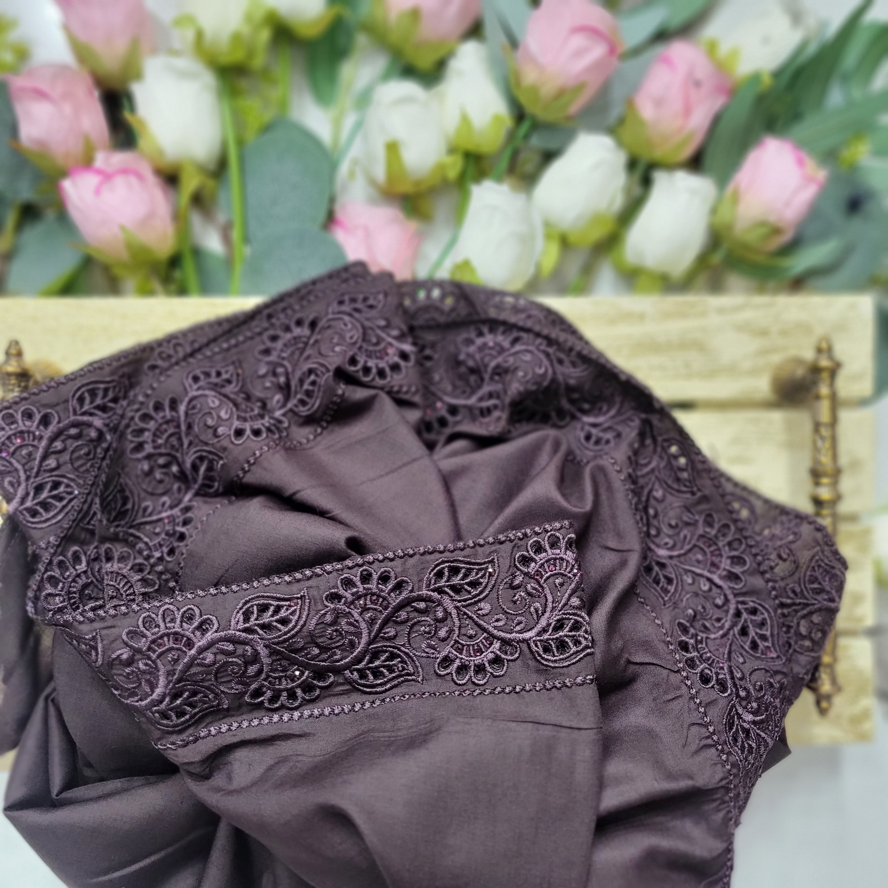 Royal Cutwork Chadar