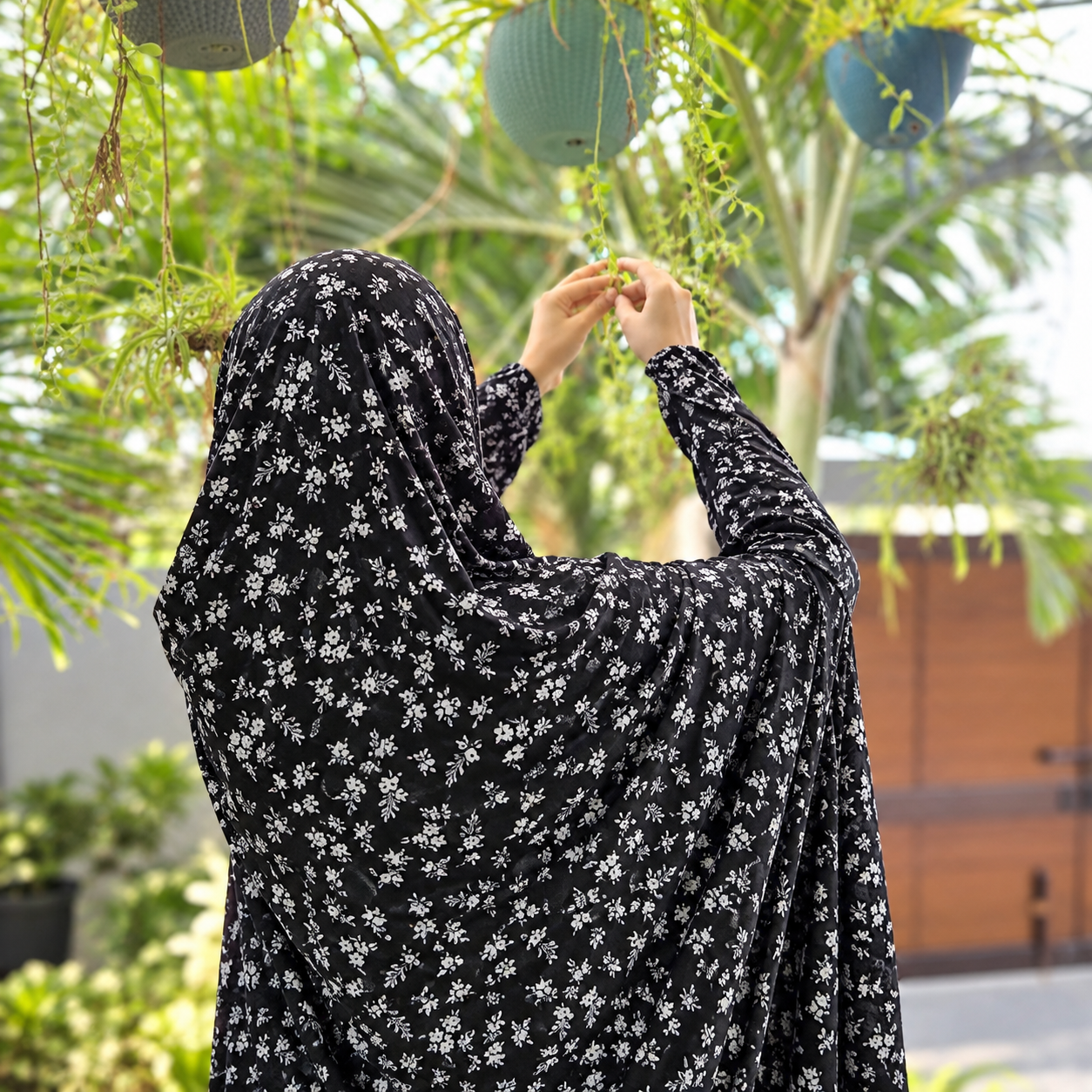 Black Floral - Knee Length